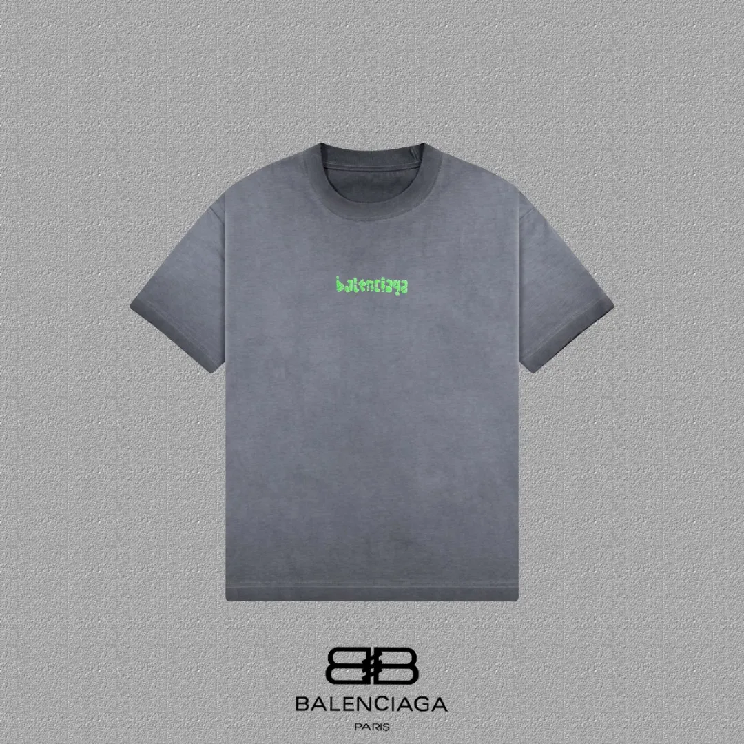 P90✨🔥 [balenciaga] 2026FW Paris luminous letter short-sleeved T-shirt Premium 26s double yarn 300g fabric, washed and sprayed with old and frayed craftsmanship Color: washed brown, washed Purple, washed Gray Size: S M L XL 2XL